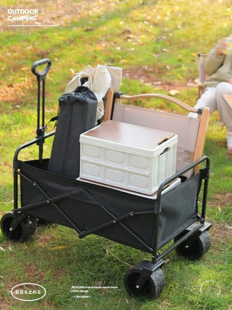アウトドア用折りたたみキャンプカー：大容量・テーブル付きで広いスペースを実現