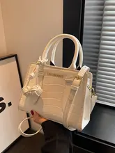 高級感あるミニショルダーバッグ【春夏用・ワンショルダー・トレンドデザイン】