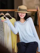 28%ライセール・12%リネン使用のラフテクスチャー・フード付き長袖Tシャツ