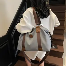 ファッショナブルなキャンバストラベルバッグ【軽量・ボストンバッグ・大容量・男女兼用】