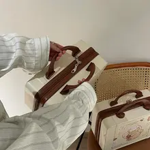 可愛いクマデザインの化粧箱【大容量・旅行用・手提げ収納】
