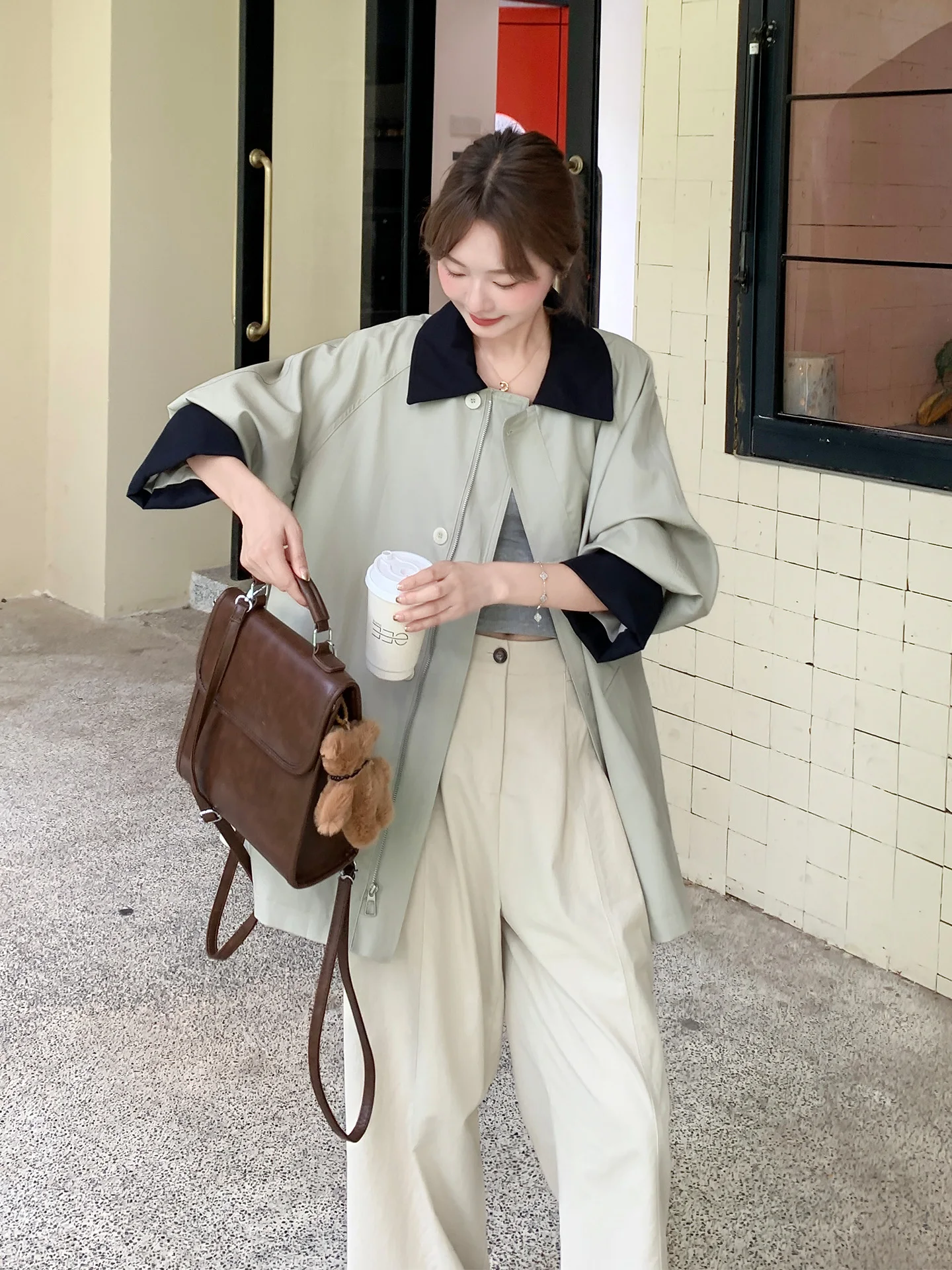 秋の通勤服に迷うなら、この1着で解決できる？