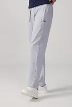 極上の柔らかさのコットン製 メンズストレートパンツ【淡いグレー・カジュアル・春秋用】