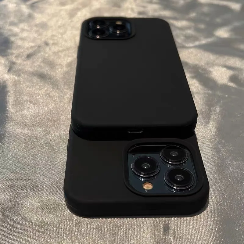液体シリコン製スマートフォンケース：iQOO対応モデルの保護性能とデザイン特性
