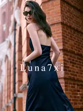 デザイン性のあるツイストフリルノースリーブハイネックワンピース【バックオープン・ロング丈・夏用】