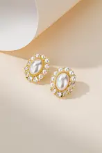 ピアス レディース シルバー925 パール 敏感肌向け かぶれにくい 上品 デザイン性