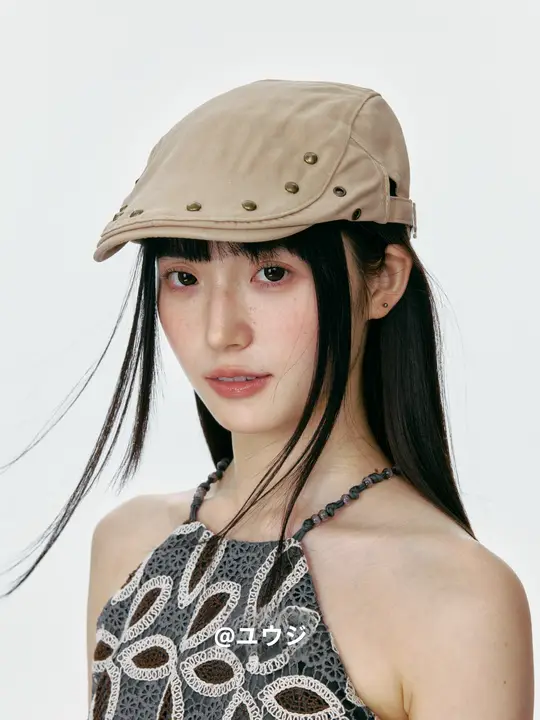トレンドスタッズ付きキャスケット【ヴィンテージ風・女性用・ショートブリム】