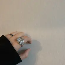 個性的なミニ腕時計リング【弾力性のあるデザイン・トレンドアクセサリー】