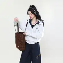 AONW ストライプデザイン フード付きカーディガン【秋冬用・チェック柄・ゆったりタイプ】