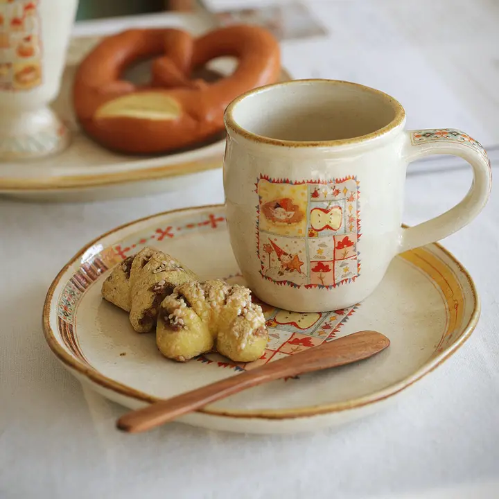 オリジナルデザインの陶器製コーヒーマグカップ【可愛い・新年のギフトに最適】