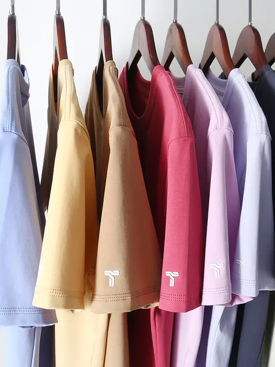 防水・汚れ防止・しわ防止！女性用 白色ラウンドネック短袖Tシャツ【夏用・ゆったりシンプルデザイン】