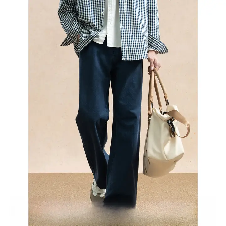 ブルーのフィットコットンストレートジーンズ【メンズ・ワイドパンツ】