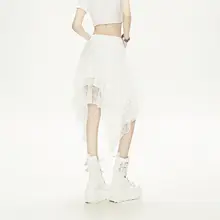 不規則な裾デザインの白いレーススカート【夏用・ハン系・細見え・個性的】