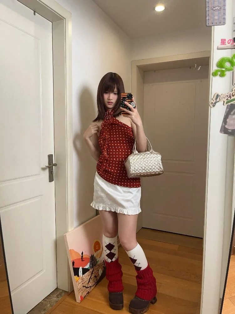1枚でもオシャレにしたい10代女性に、夏の1枚で華やかに！白いレースフレアスカートの選び方とは？