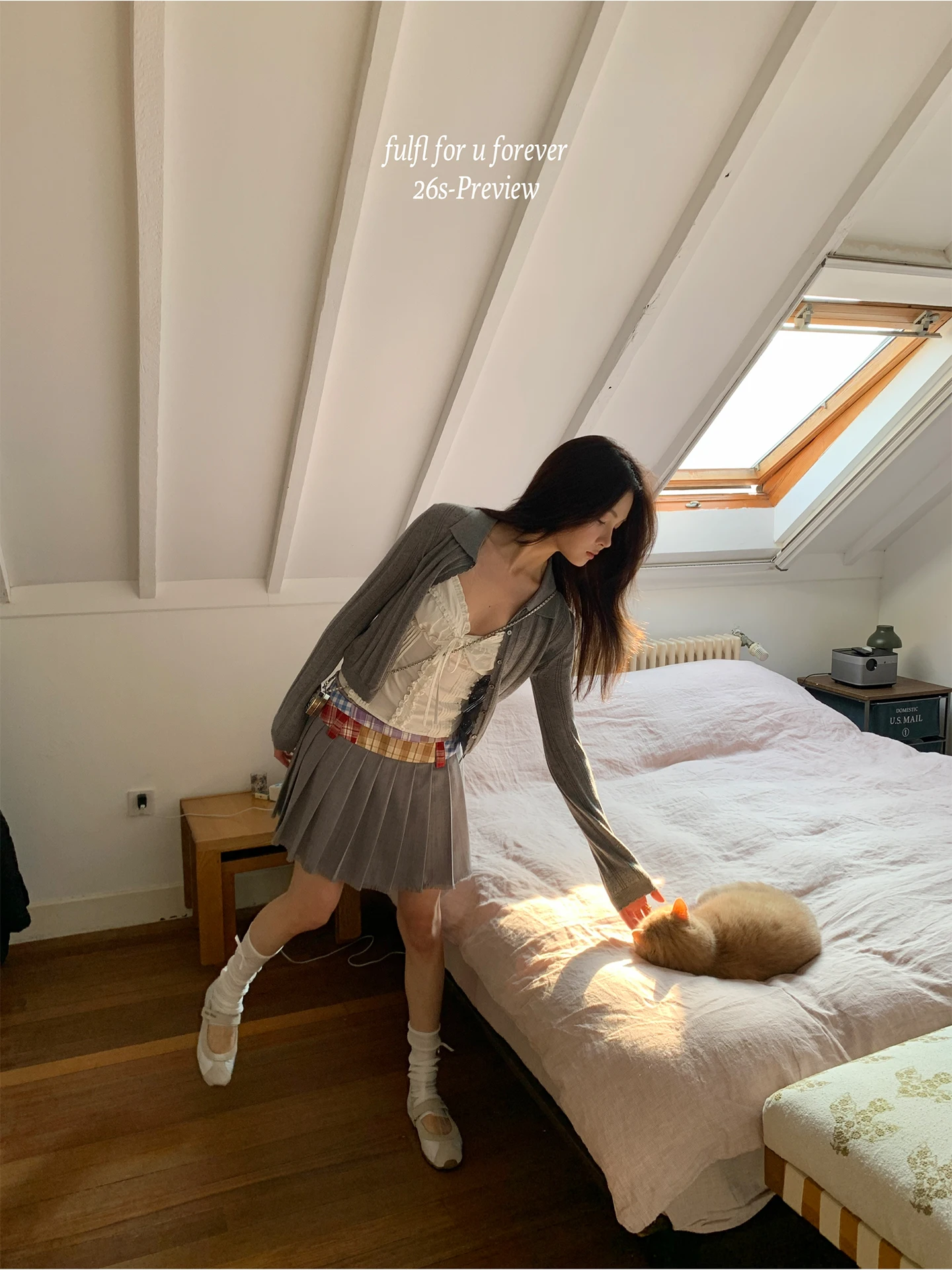 4月に大学生が着るべき服の種類は？学院風の半袖シャツとチェック柄スカートがベストな理由