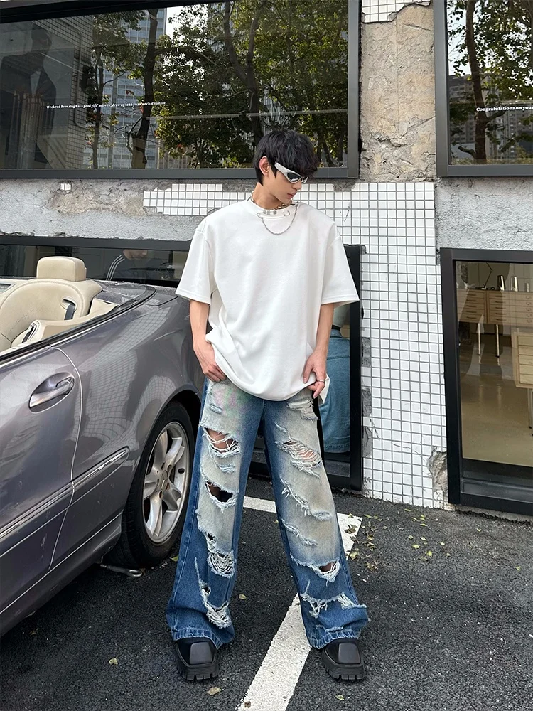 高校生男子が夏に着るべき、デザイン性のあるパフスリーブTシャツは？