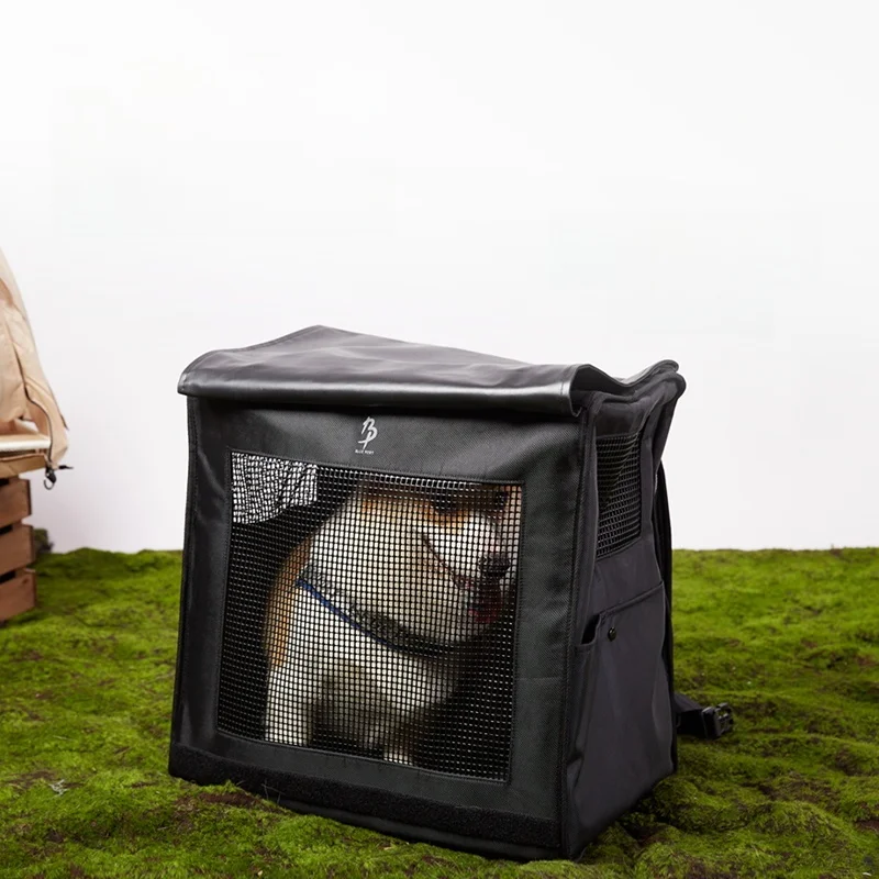 ペット用アウトドアリュックサック：キャンプや散歩で犬が安全に過ごせる大収納バッグ