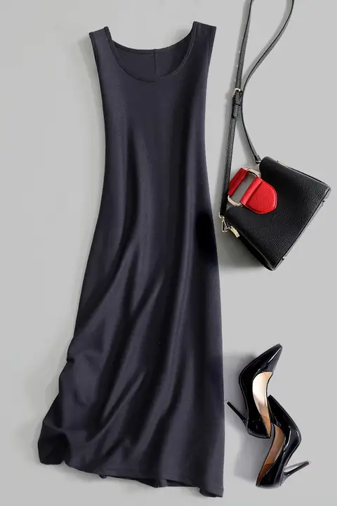 夏用オーバーオール風ノースリーブドレス【肌触りの良い素材・ストレートシルエット・中長丈】