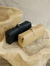 手作りソフトレザー化粧ポーチ【本革・収納便利・ハンドバッグ・携帯用洗面用具入れ】