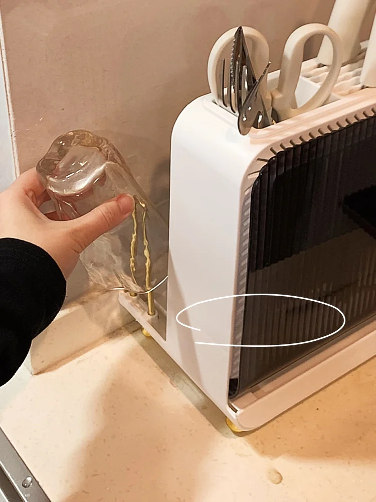 レンシレンジとは？多機能キッチン収納ラックの実用性と設置場所の最適化