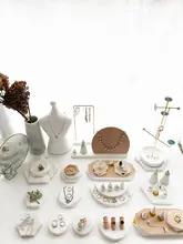 白色ジュエリー収納ラック【耳飾り・ネックレス用・ディスプレイ用・クリスマス向け】（セットアップ対応）
