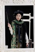 国風スタイルの黒緑色刺繍ウールケープ【魔法少女デザイン・秋冬用】