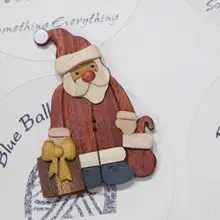 クリスマスサンタクロースデザインのウッドボタン【ギフト付き・ドイツ製】