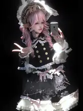 桜色のロリータ風ロングウィッグ【水母カール・前髪あり】