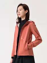 ソフトシェルジャケット 女性 屋外 秋冬 風防 水防 保温 耐摩耗 ストレッチ フード付き ジャケット カジュアル フリース
