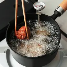 南部鉄器製 ミニフライパン【家庭用・木製ハンドル・熱に強い】