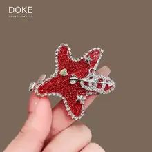 赤い海星デザインのヘアクリップ【サイドクリップ・上品なスタイル・髪の流れを整える】