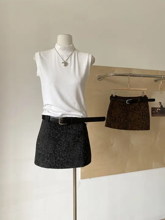 アメリカンヴィンテージ風ヒョウ柄ハイウエストミニスカート【体型カバー・タイトフィット】