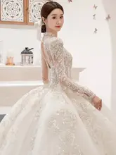 一字肩長袖ウェディングドレス【重めの装飾・プリンセスライン・フランス風・ロングトレイン】