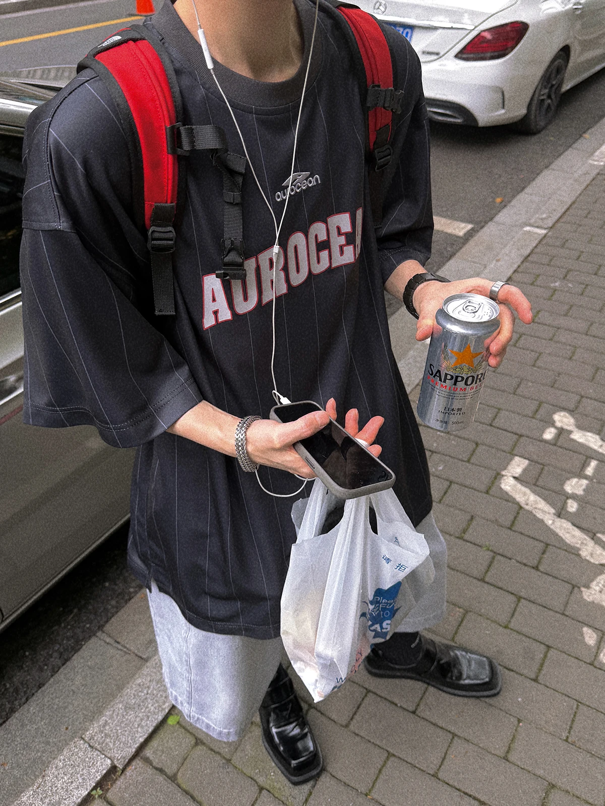 人気のモード系Tシャツはどう選ぶ？レトロ風のボーダーTシャツが実は最強の通勤・日常アイテムに