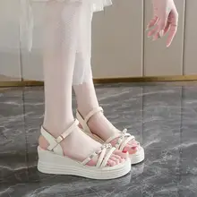脚長効果抜群！厚底サンダル【夏用・ファッショナブル・女性用・ドレッシー】（セットアップ対応）