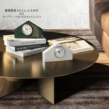 シンプルモダン 卓上時計【北欧スタイル・静音設計・リビング・寝室用】