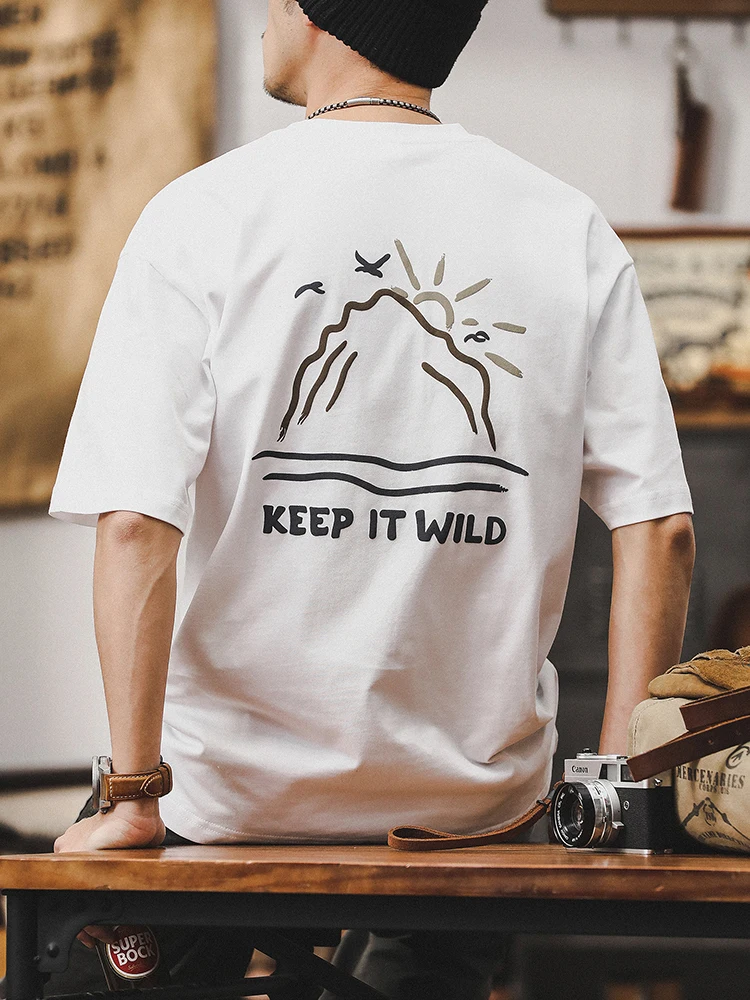 白Tシャツ 重ね着 メンズ どんな着方でスタイリッシュに？