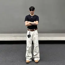 米白色の微フレアデザイン作業パンツ【多ポケット・フィット】