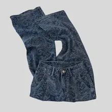 深い青の花柄ストレートデニムパンツ【レディース・ゆったり・体型カバー・秋用】（セットアップ対応）