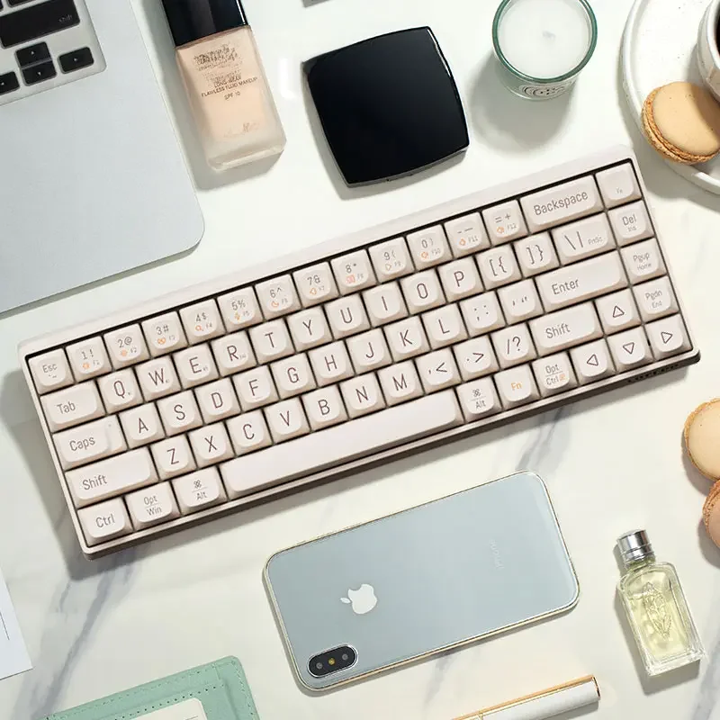 小さな傾斜のワイヤレスメカニカルキーボード コンピュータ/ノートパソコン/タブレット ホットスワappable ブルートゥース 有線