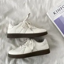 厚底デザインのレトロスタイル スニーカー【春夏用・カジュアル・ホワイト】