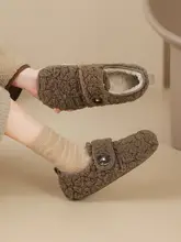 加绒毛素材の女性用冬用平底雪地靴【暖かさと快適さ・ラフなスタイル】