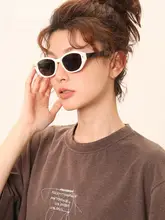 女性用サングラス【高級感・UVカット・小さな太陽のようなデザイン】