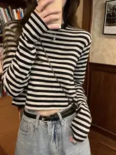 ヴィンテージスタイルのストライプTシャツ【女性用・ハイウエスト・ショート丈・長袖・スリムフィット】