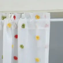 レースのカーテン【カラフルなポンポン付き・フレンチスタイル・子供部屋や寝室用】