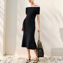 黒のオフショルダーワンピース【フィッシュテール・ボディコン・夏用】