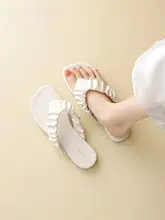 女性用 夏  用 軽量サンダル【柔らかいソール・ビーチサンダル・フラットデザイン】