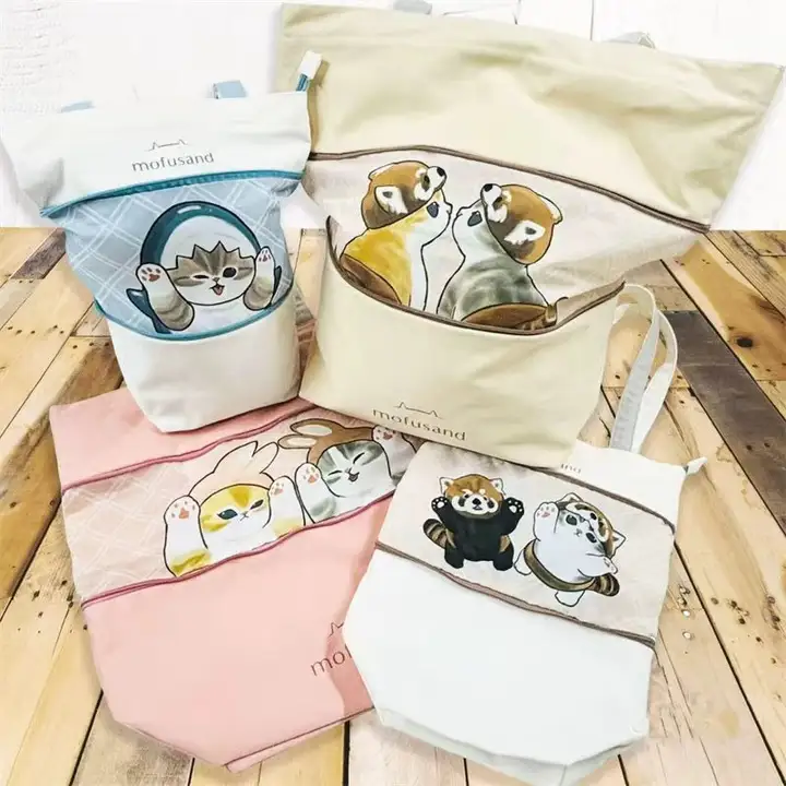 かわいいシャークキャットのキャンバストートバッグ【肩掛け・ジッパーポケット付き・エコバッグ】