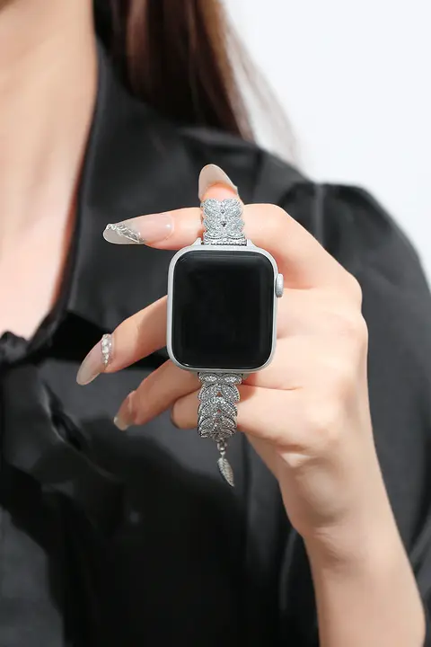 Apple Watch バンド レディース メタルチェーン ラインストーン バングル型 シンプル 上品 夏 「iserisewatch」