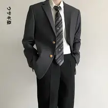 シンプルでスタイリッシュ！グレーのカジュアルスーツジャケット【若者向け・百搭デザイン】
